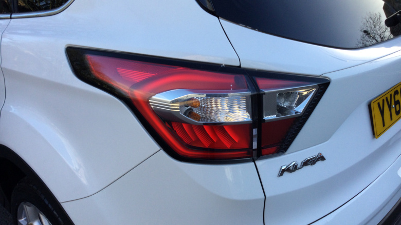 Ford Kuga 2.0 TDCi Titanium Edition 5dr 2WD Diesel Estate